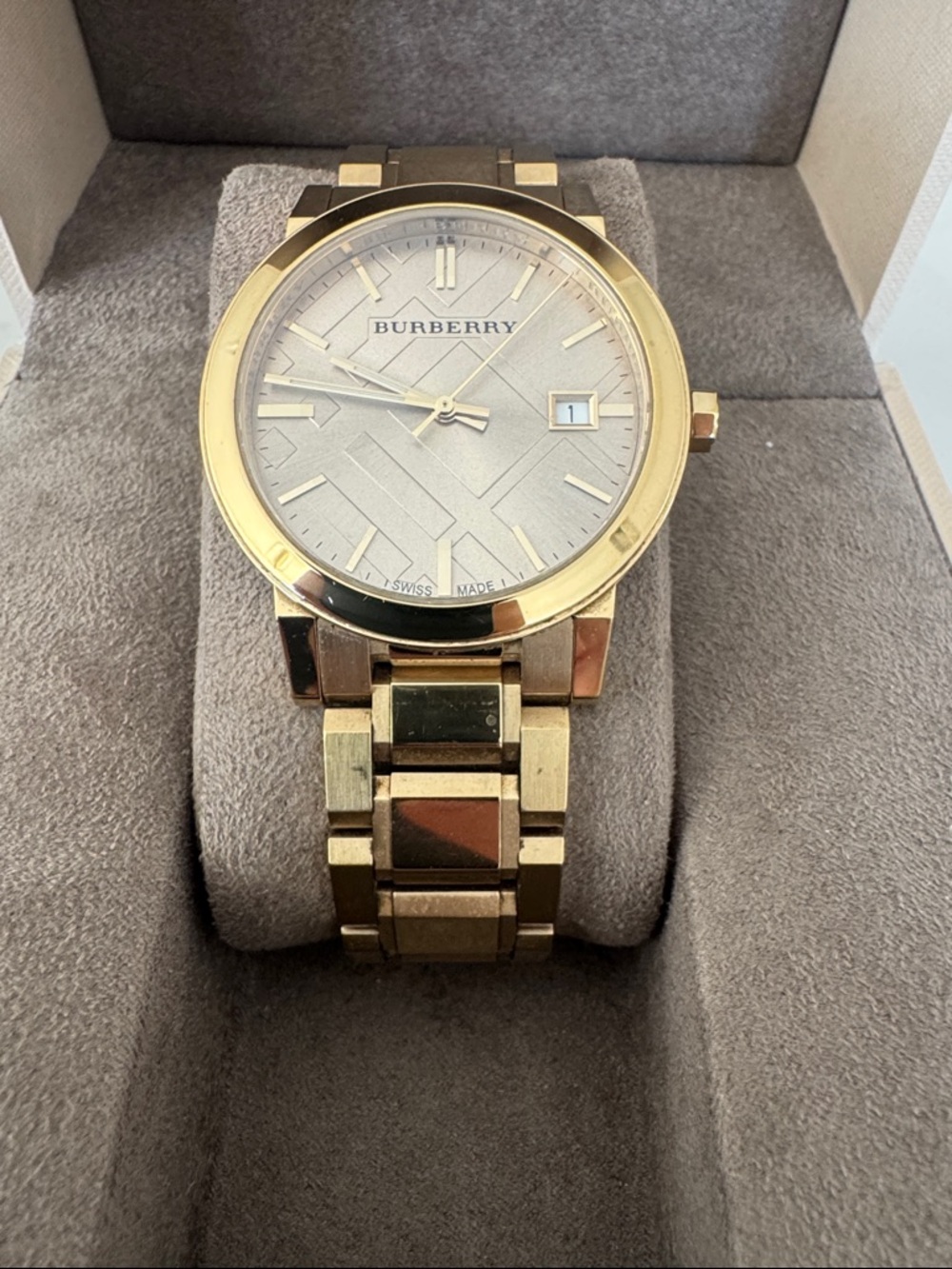 Burberry 'THE CITY' BU9033 Womens Watch - Picture 9 of 14